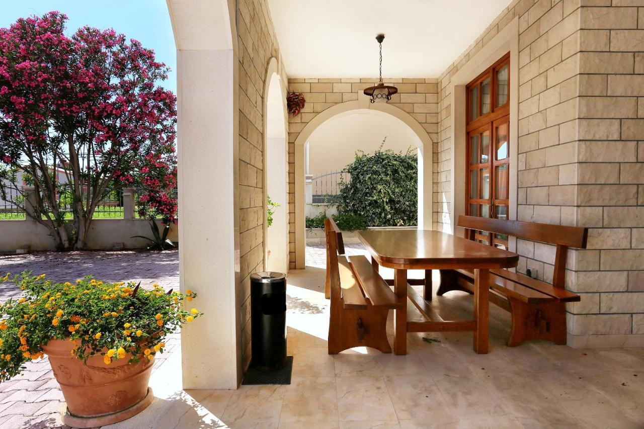 Apartments And Rooms With Parking Space Duce, Omis - 10303 Ngoại thất bức ảnh