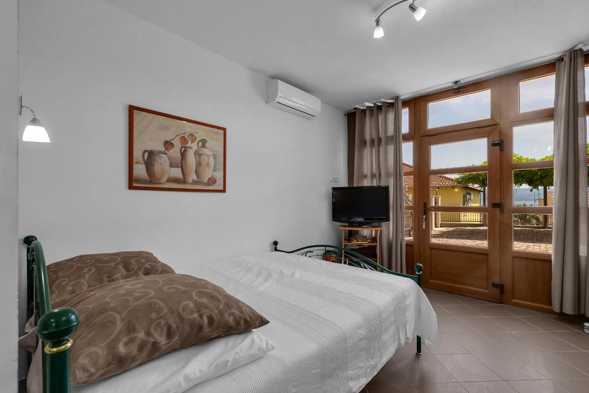 Apartments And Rooms With Parking Space Duce, Omis - 10303 Phòng bức ảnh