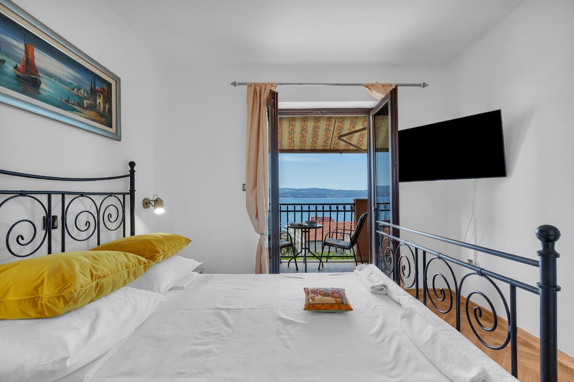 Apartments And Rooms With Parking Space Duce, Omis - 10303 Phòng bức ảnh