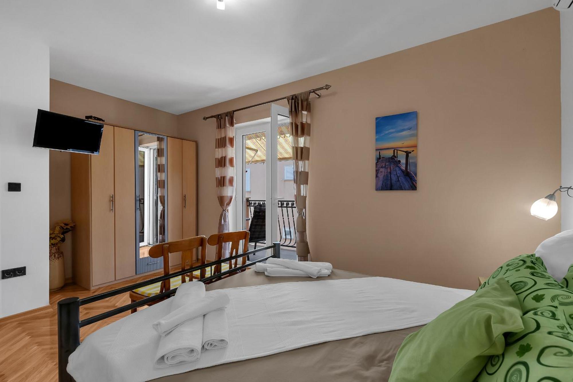 Apartments And Rooms With Parking Space Duce, Omis - 10303 Phòng bức ảnh