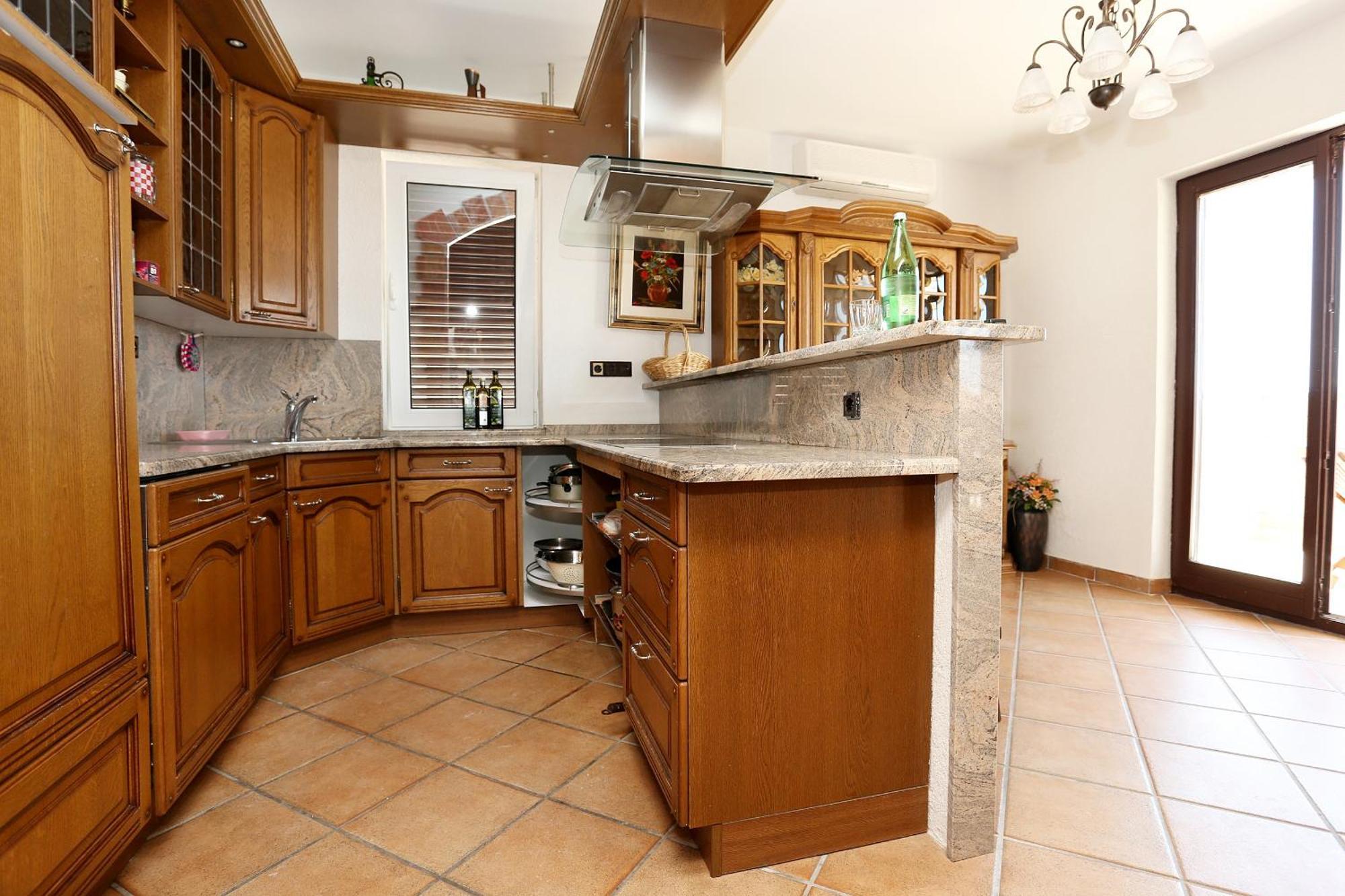 Apartments And Rooms With Parking Space Duce, Omis - 10303 Phòng bức ảnh